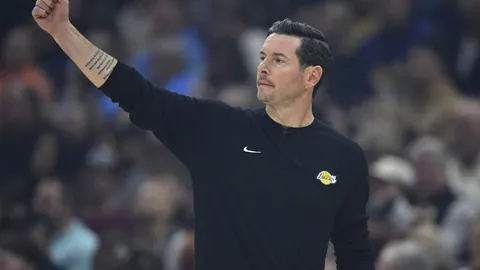 沙特队获伊东纯也高度评价：实力出众，防守深度非凡